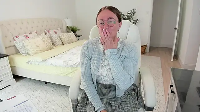 Vika73 webcam