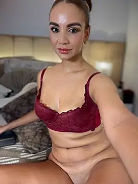 Lia_Brooks