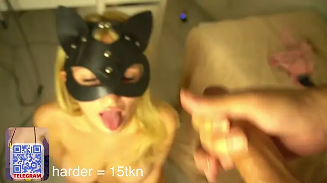cream_fucks webcam