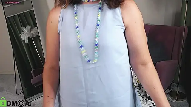 MartaEdams webcam