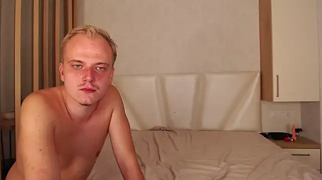 Ooh_nymphs webcam
