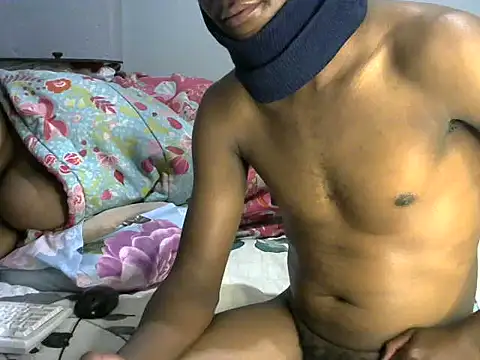 Tinyyoungboy webcam