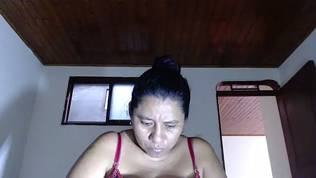 adrixxx38 webcam