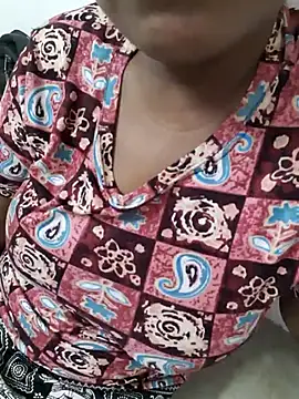 Princess_Zoyaa webcam