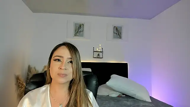 jessica_hotxxx live cam on StripChat