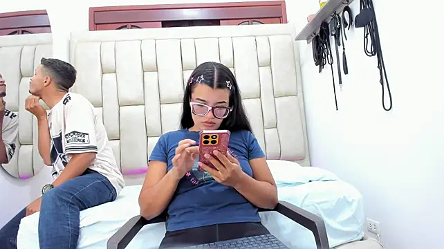 damianandeva (Ask my age) - deep throat 30seg
