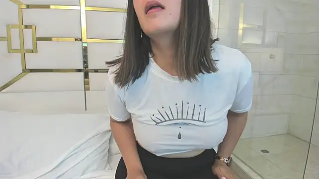 angelicalux (F young) - more water + take off shirt
