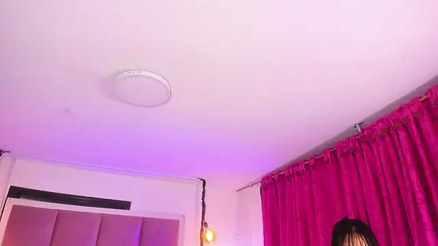 Kysha_Lipss webcam