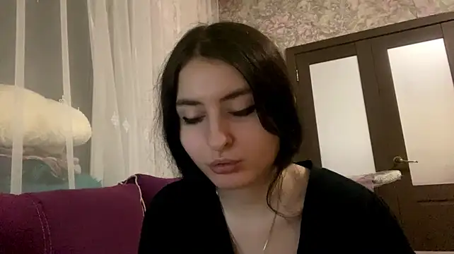 LucyOldershaw webcam