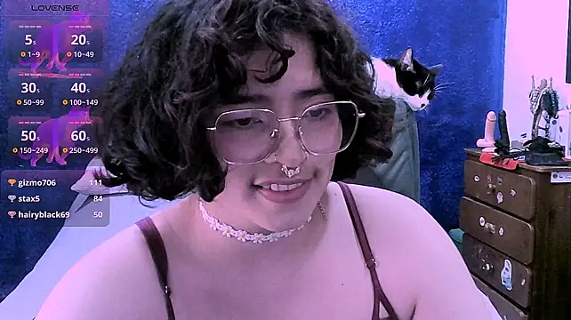 NinaYellow webcam