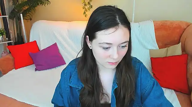 AlluringLookk live cam on StripChat