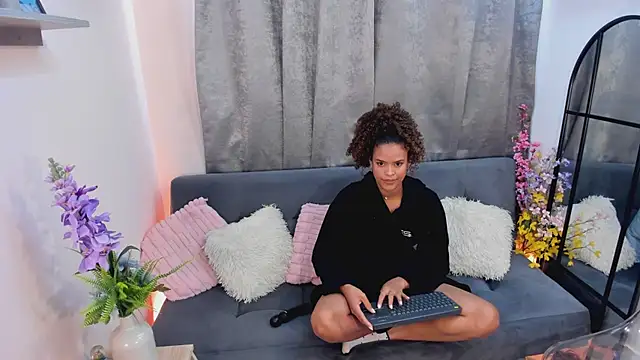 Amelia_bss webcam