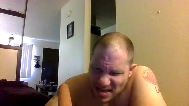 Alwayshard421 webcam