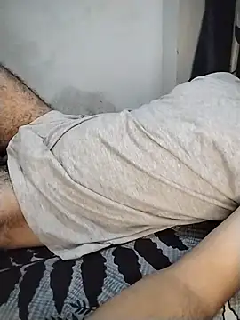 Mr_Hotyy webcam