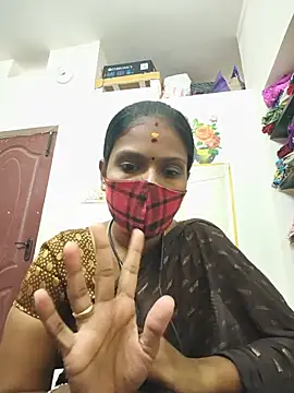 Tamil_Yalini12 live cam on StripChat