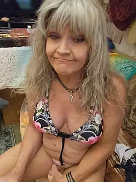 annika_lately webcam