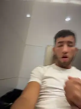 liam_bronw webcam