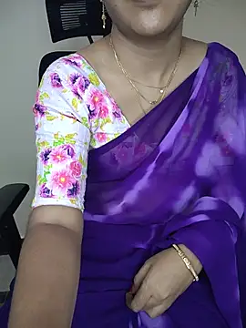 Cute-Smiely-Queen-Telugu webcam