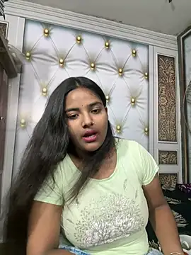 Baby_Myraaa webcam