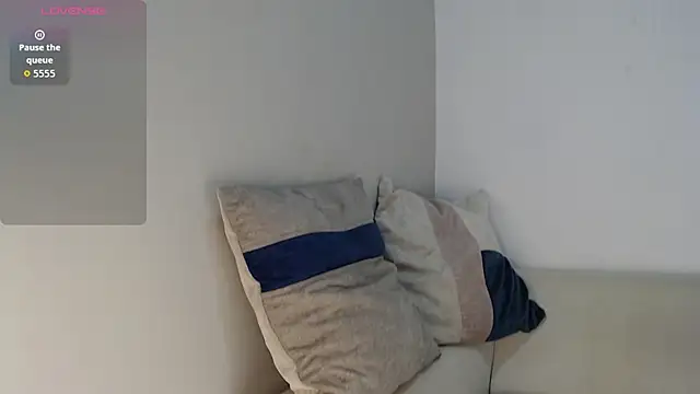 queen_adhara live webcam