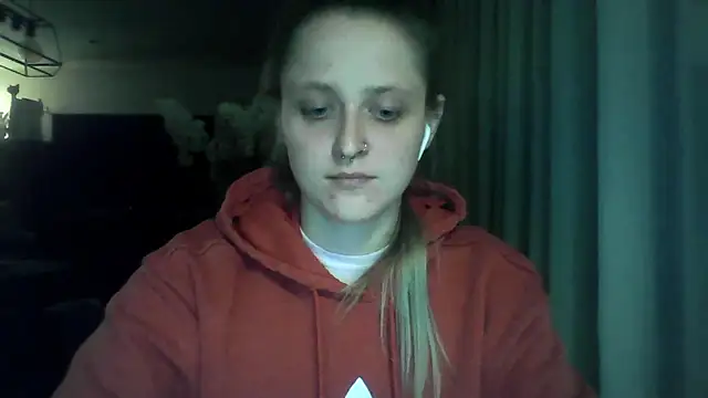 LeaWetGirl webcam