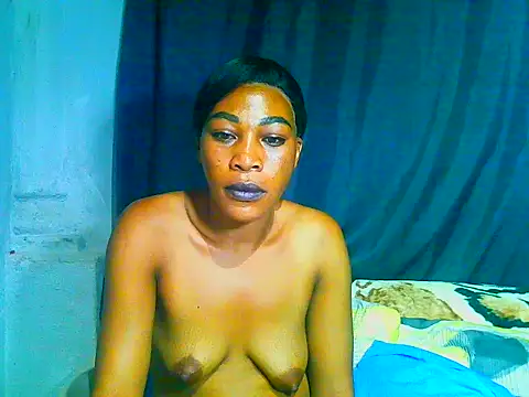 freaky_naughty live cam on StripChat