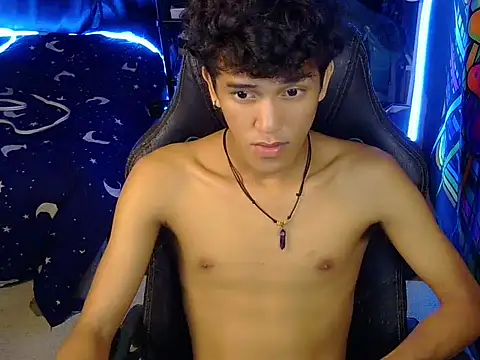 hugekenbigcock webcam