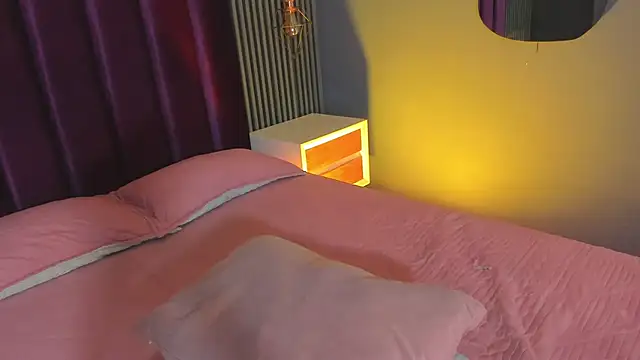 LauraAristizabal webcam