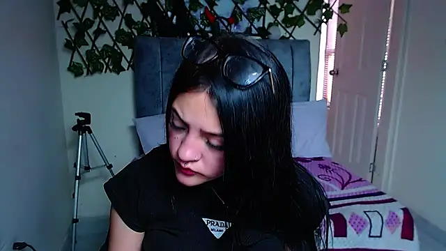 Violettasquirt live cam on StripChat