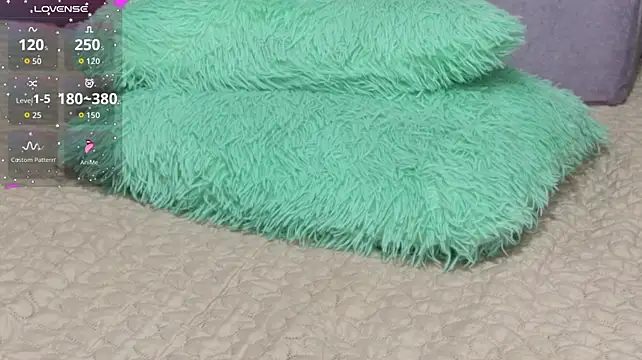 katt_eyes__ webcam