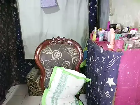 Callme_Cynth webcam