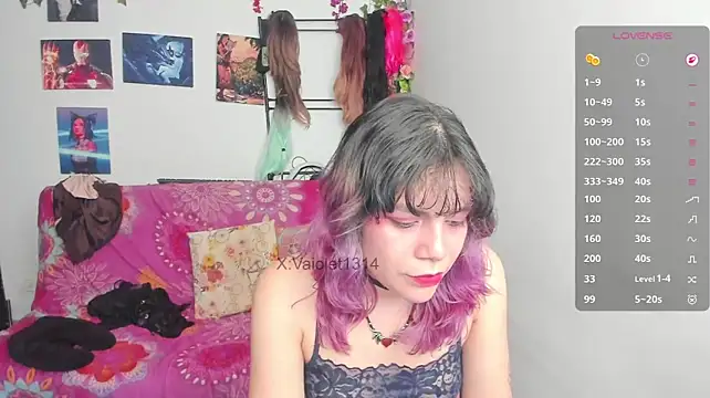 VaioletUwU webcam