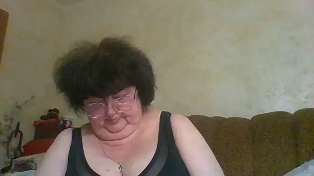 MilaSky5303 live cam on StripChat