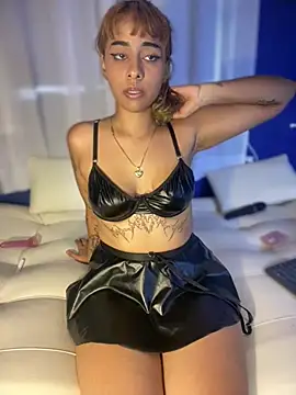 LeylaKnox