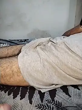 Mr_Hotyy webcam