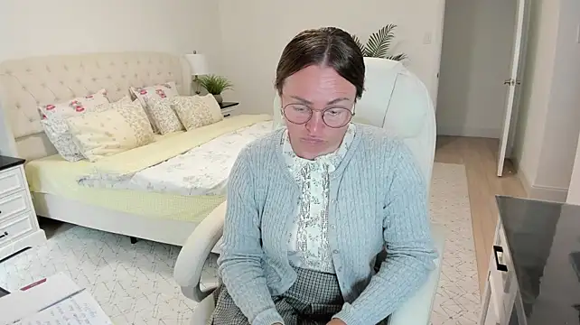 Vika73 webcam