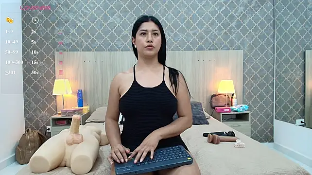 martina_ayala webcam