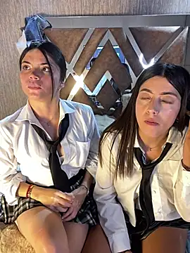 PamelaJonsom_ webcam