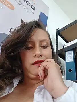 LIA--23 live cam on StripChat