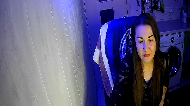 Adda1205 live cam on StripChat