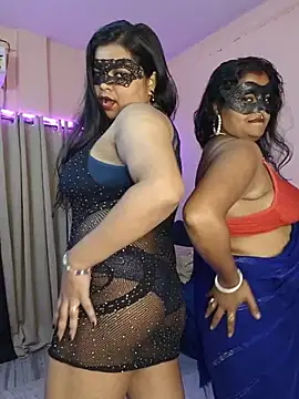 Naughty_Kayra live webcam