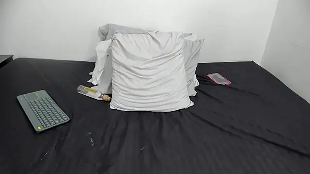 esmeralda_jenn11 webcam
