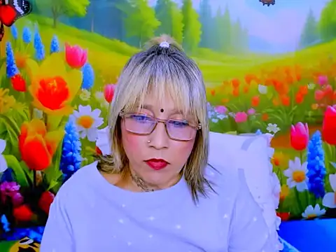 indianroxy webcam