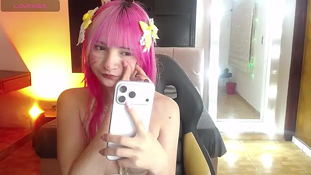 _Charlotte_Collins_ webcam