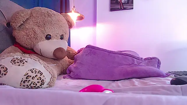 Evelynn_fox_ live cam on StripChat