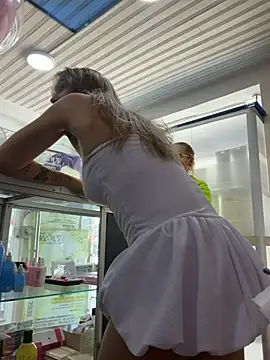 Ana____ webcam