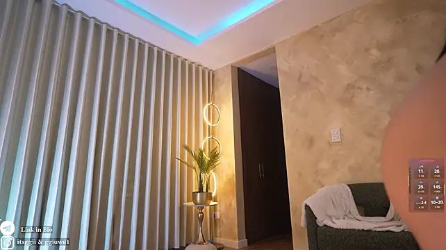 gigi_ulala1 webcam