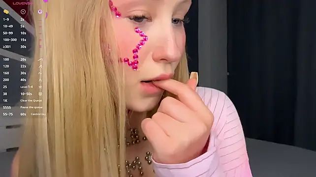 likamedi live cam on StripChat