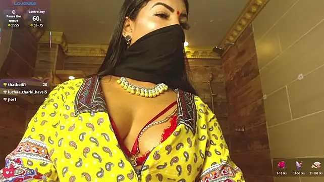 Iniya_Parul live cam on StripChat