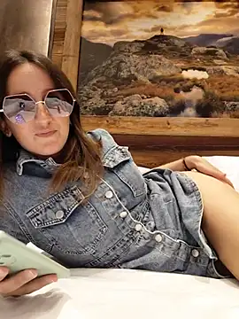 Alexdevil92 live cam on StripChat